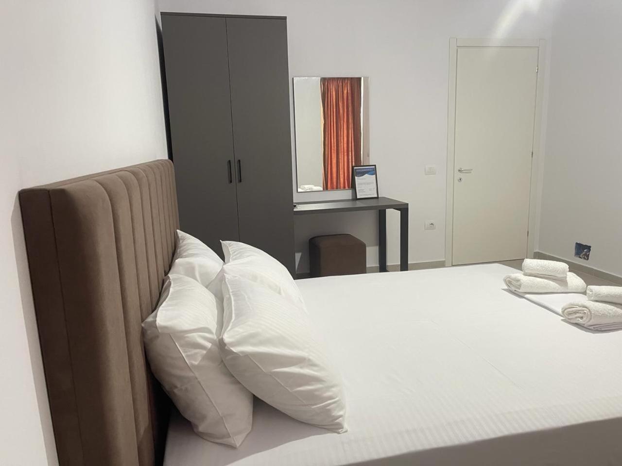 Sunrose Residences Σαράντα Εξωτερικό φωτογραφία